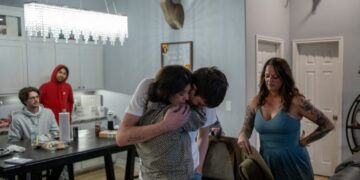 An Iraq veteran voted for peace. Her teen starts basic training at wartime.