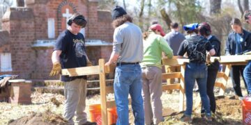 Researchers probe unmarked graves at Virginia site where slaves once toiled
