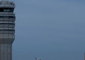 FAA halts flights to Reagan, Dulles and BWI after key radar facility evacuated