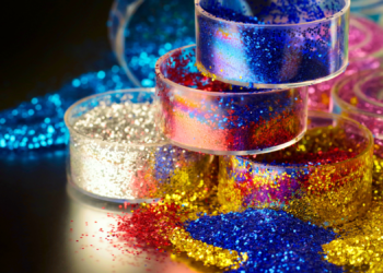 Glitter Lung Sounds Like a Fake Illness, But It Can Actually Kill