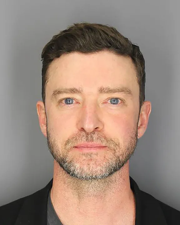 Mugshot of Justin Timberlake after being charged with DWI.