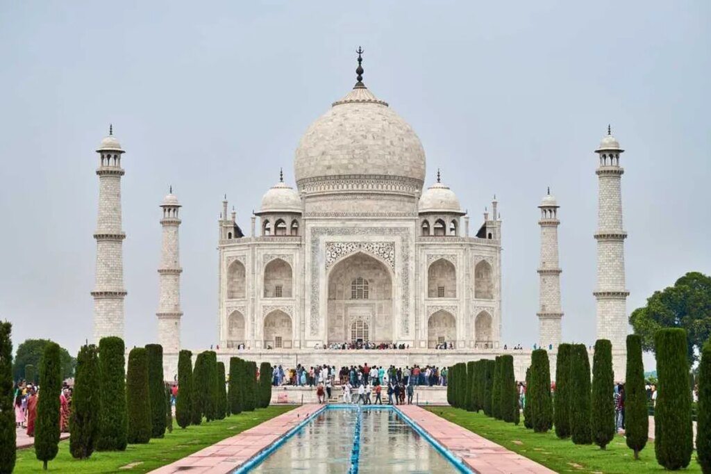 MAGA’s ‘proud Islamophobe’ roasted as she gushes over ‘most famous’ Islamic architecture