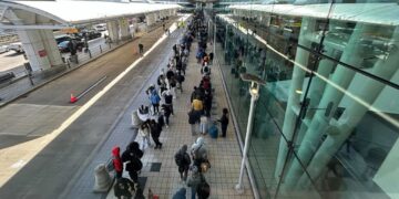 Trump Official Says ICE Could Stay at Airports Even as TSA Gets Paid