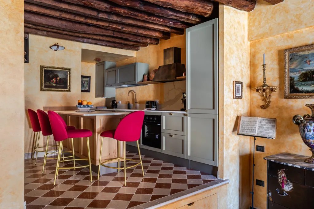 Alexander Gabrovsky's Venice apartment.