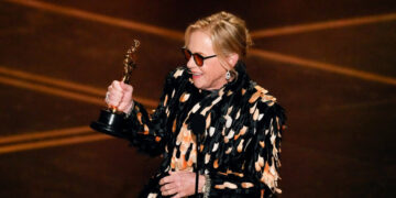 Amy Madigan Wins Best Supporting Actress for ‘Weapons’