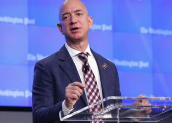 Jeff Bezos to Meet With Washington Post Leaders After Mass Layoffs