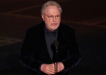 Oscars: Billy Crystal, Meg Ryan and Others Honor Rob Reiner in Moving Tribute Ahead of In Memoriam
