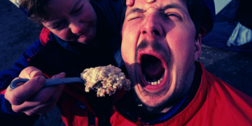 Cramming Oatmeal in Your Mouth for 2 Days Straight Does Something Strange to Your Body