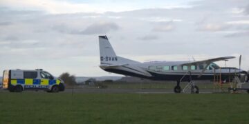 ‘Highly experienced’ skydiver with more than 10,000 jumps dies during wingsuit jump at UK airfield