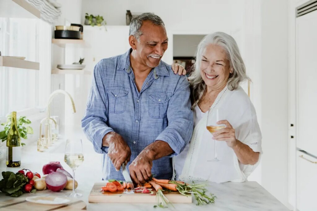Seniors over 80 who eat specific diet may be less likely to reach 100 years old