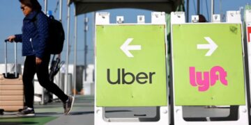 Bungling LAX commissioners drive up Uber costs