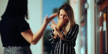 Dear Abby: My best friend is too busy for me