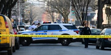 Pair of teenage boys shot in face, hand just feet from NYC day care