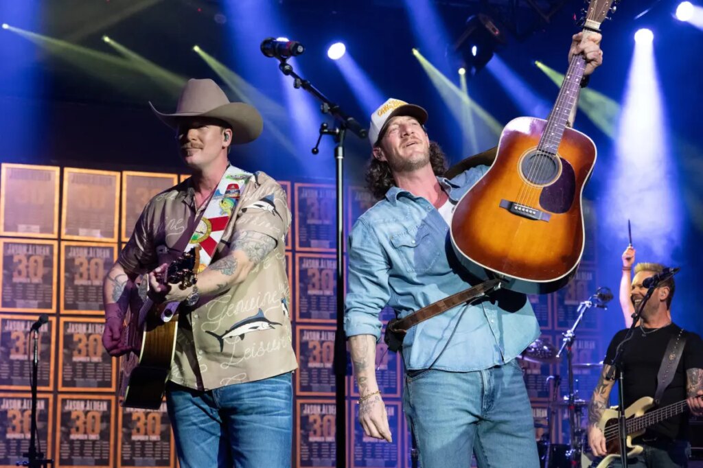 Florida Georgia Line reunites onstage for first time in 4 years after split