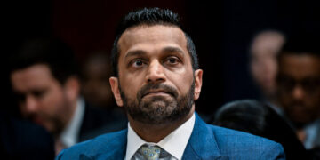 Fired F.B.I. Agents File Class-Action Suit Claiming Political Retaliation