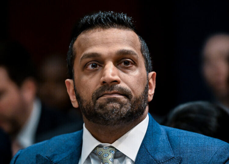 Fired F.B.I. Agents File Class-Action Suit Claiming Political Retaliation