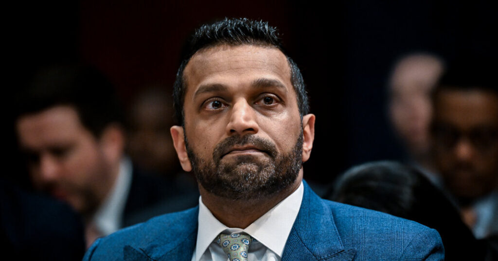 Fired F.B.I. Agents File Class-Action Suit Claiming Political Retaliation