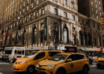 After Wooing Trump With Deals, Pakistan Gets a Seat at the Table