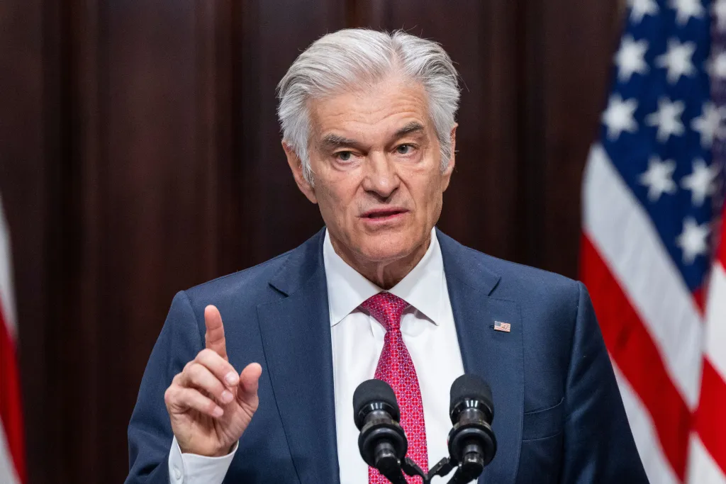 Administrator Oz announcing the halting of some Medicaid funds.