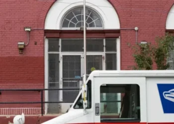 ​Desperate USPS forced to impose first-ever fuel surcharge as Trump’s war reverberates