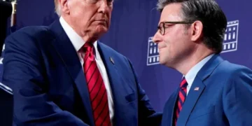 Kennedy Center crowd stunned as Trump reveals GOP Rep’s grim health diagnosis