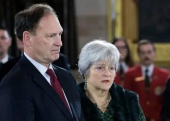 Sam Alito shredded by analyst for ‘placating man-baby’ Trump in major Supreme Court case