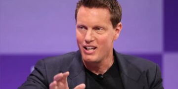 The man behind the Paramount-Warner Bros. merger