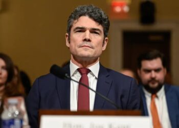 A top Trump aide resigned over Iran. Liberals should stay away from him.