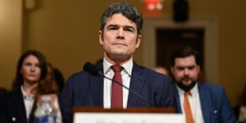 A top Trump aide resigned over Iran. Liberals should stay away from him.