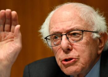 Bernie Sanders explains his proposed billionaire tax