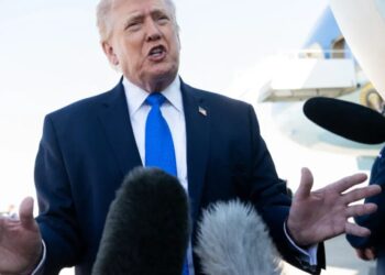 How Trump is complicating TSA funding