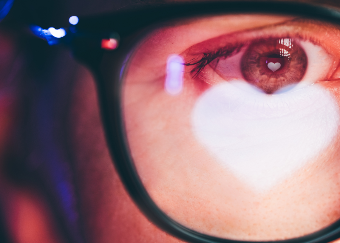 How to Get More Matches on Dating Apps, According to Psychologists