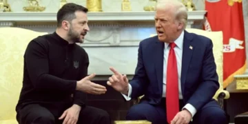 Insider admits Iran is distraction Trump needed from big failed campaign promise