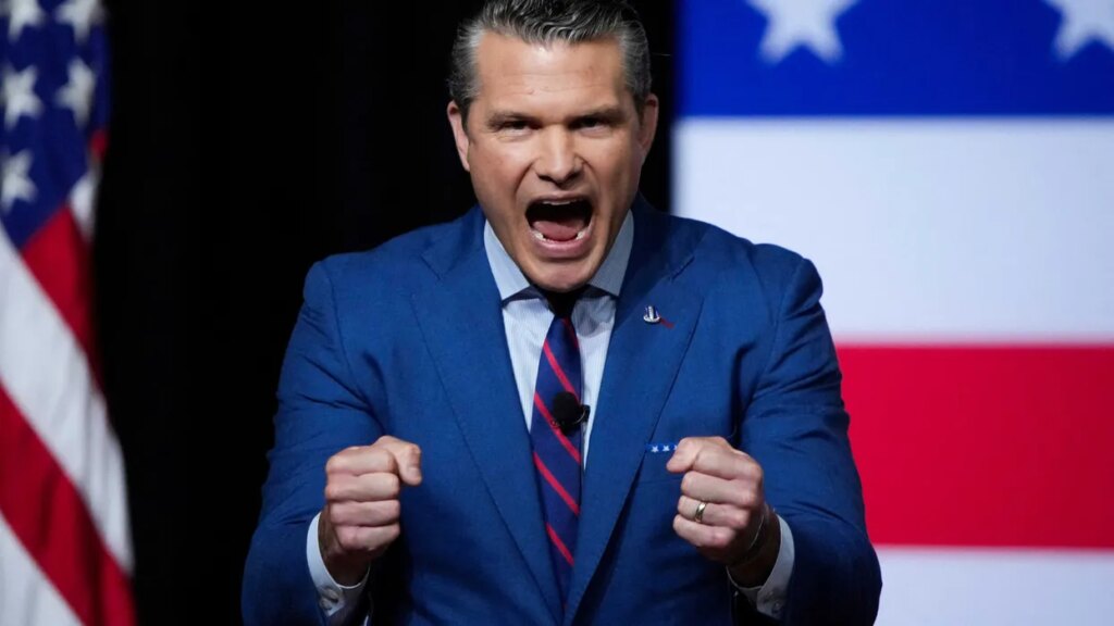 ‘What the hell?’ Bizarre videos plucked from Pentagon staffers’ private chats jolt experts