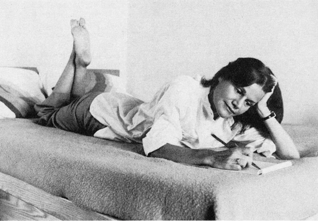 Judy on the bed from People (© Joan Neary)