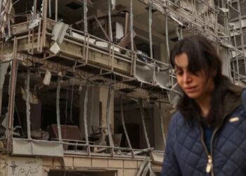 White House insiders reveal Trump’s desperate bid to escape war with Iran