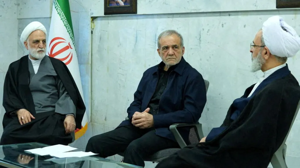 Iranian President Masoud Pezeshkian, Gholam-Hossein Mohseni-Eje'i, the head of the judiciary and deputy chairman of the Assembly of Experts Alireza Araf meet on March 1, 2026.