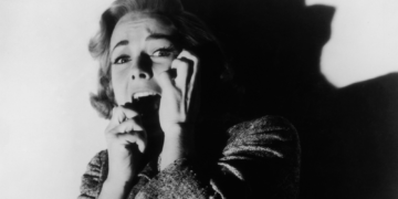 Is Your Relationship Doomed If Your First Date Is on Friday the 13th?