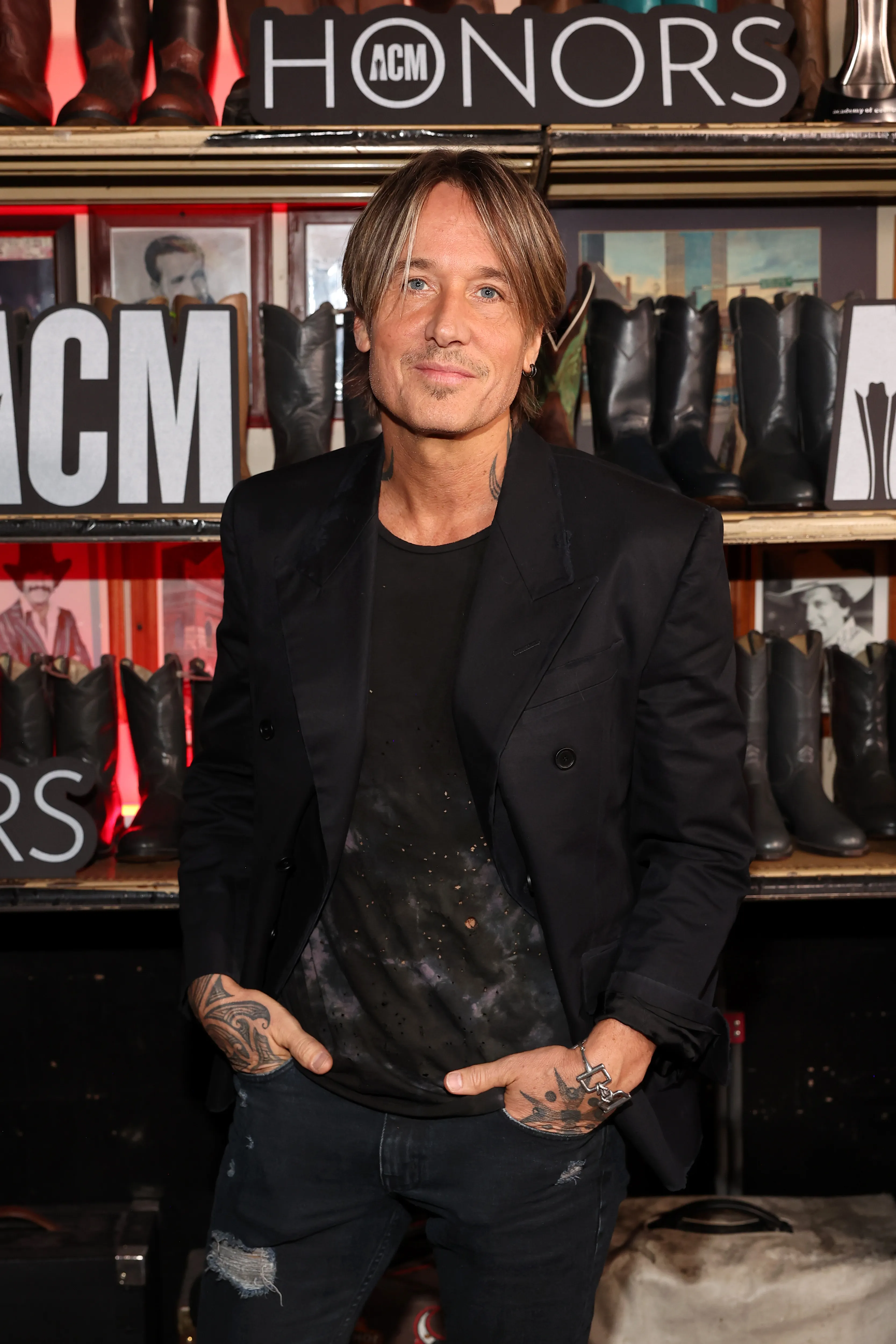  Keith Urban attends the 17th Academy Of Country Music Honors at Ryman Auditorium on August 21, 2024 in Nashville, Tenn.