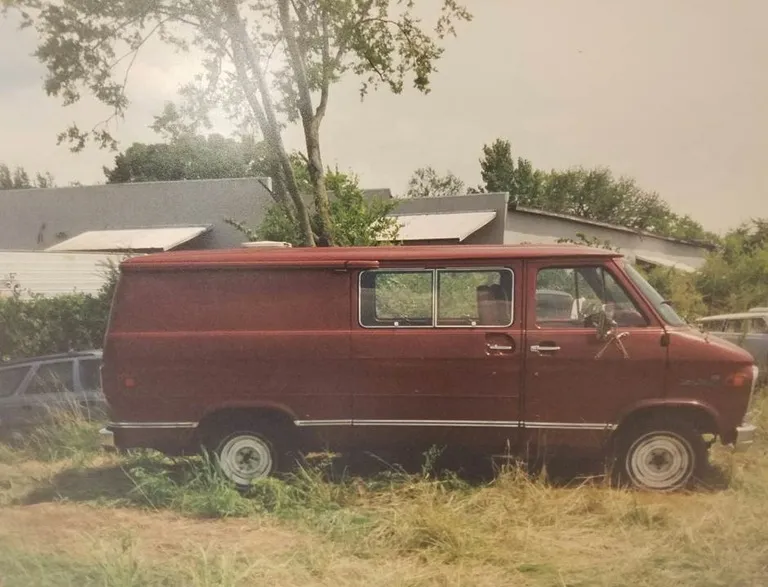 Eyewitnesses to Violi’s abduction said she was taken by a man in his 20s driving a burgundy van that was found days later abandoned at a truck stop in Tennessee. The van was stolen in Ohio days before.