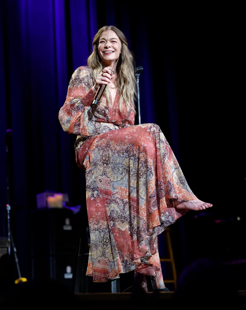 LeAnn Rimes performs at Ryman Auditorium.