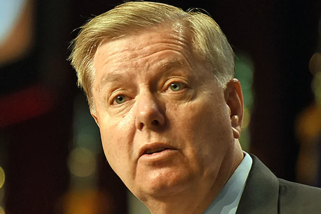 MAGA country star boasts he put ‘disgusting’ Lindsey Graham in his place as Trump watched