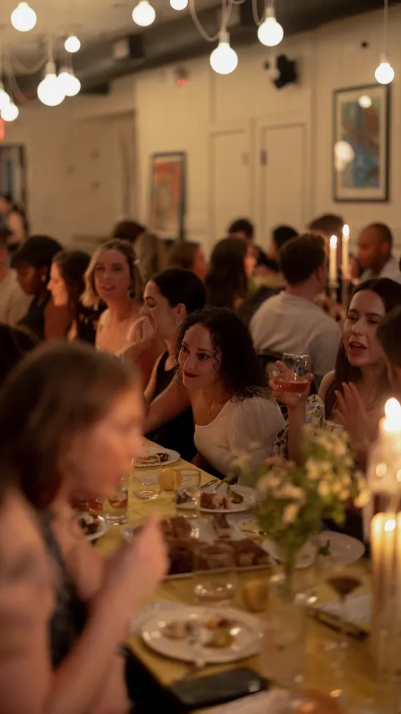 Liv Schreiber at a social gathering.