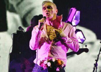 Morrissey cancels concert because he’s too tired after night of hotel ‘hell’