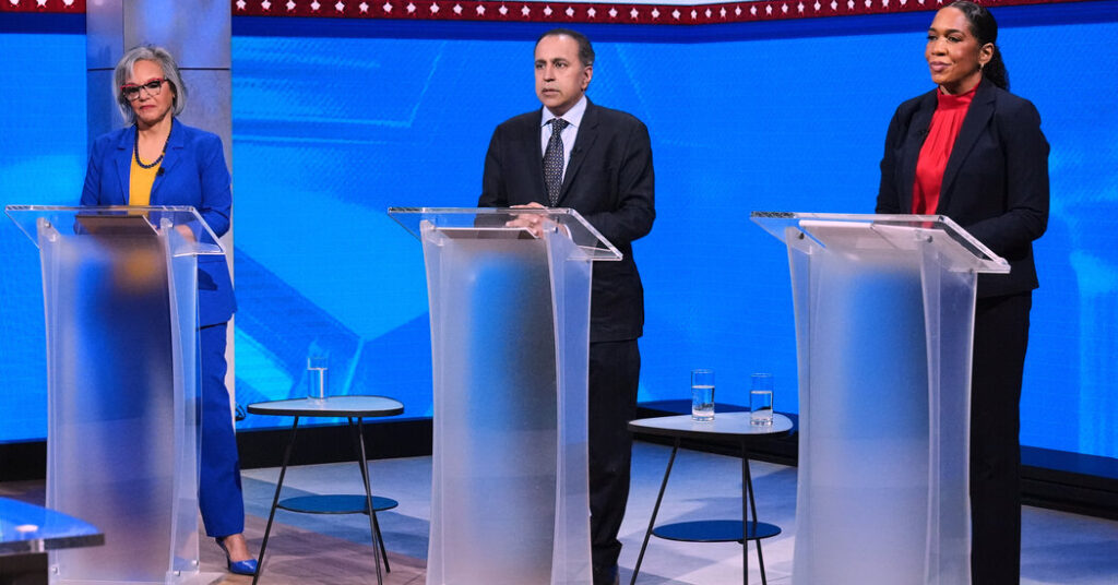 Inside the Democratic Infighting in Illinois