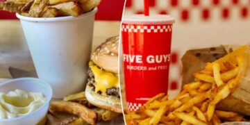 Five Guys customers fume as chain ditches fry cups for paper bags: ‘Grease soaks through!’