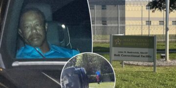 Tiger Woods leaves jail after Florida car crash, DUI arrest