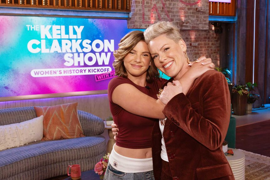 Pink and Willow Hart embracing on the set of The Kelly Clarkson Show.