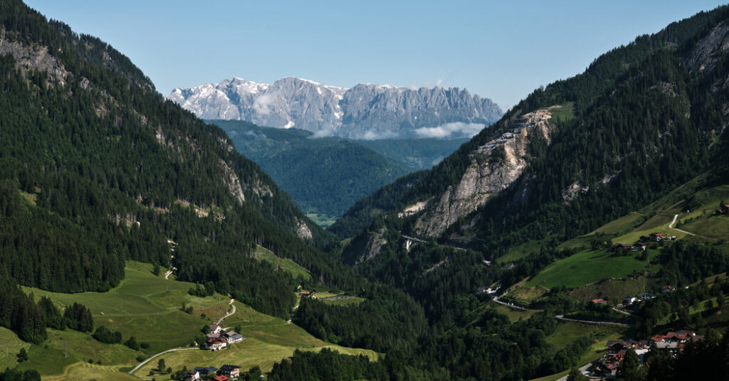 5 Country Retreats Where You Can Celebrate Spring