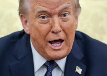 ‘Only one person to blame’: GOP frets that Trump has thrown away single ‘economic win’